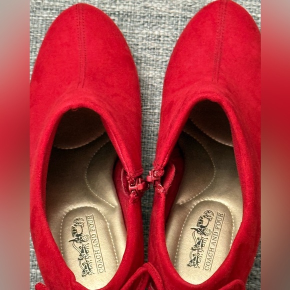 Coach and Four Red Suede Ankle Booties 3in Heel Size7.5 pre owned - Picture 10 of 10